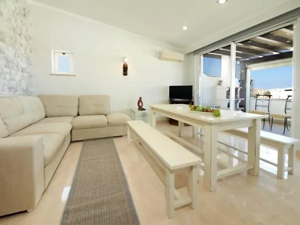 Sant'amaro - Sea View شقة *